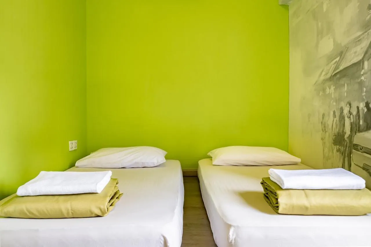 Pods The Backpackers Home & Cafe, Kuala Lumpur